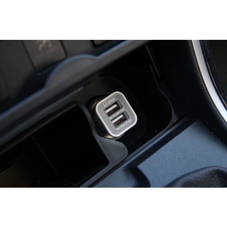 AMIO autós teherautós iPhone és iPad szivargyujtó adapter 2-es USB töltő 3.1A 12/24V