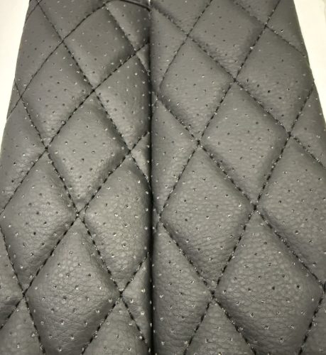 Gesteppte Sicherheitsgurtkissen aus Kunstleder – schwarz, Paar