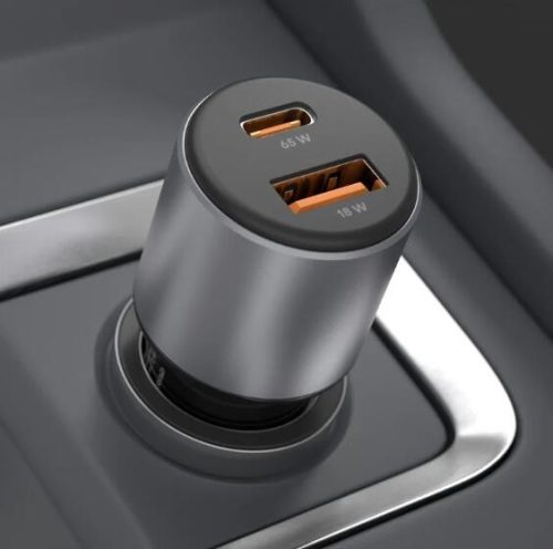 100-W-Schnellladegerät USB/USB-C + 65-W-4-in-1-Ladegerät mit verschiedenen Ladeaufsätzen – 5 A, 12–24 V