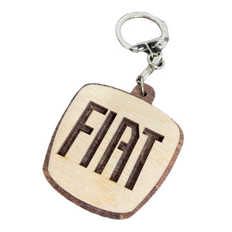 FIAT gravírozott fa kulcstartó 6mm nyírfából új kinézet A