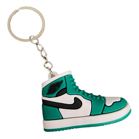 Kosárlabda cipő kulcstartó zöld fehér színben