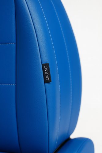 Audi 200 PrestigeLeather™ Premium Universal-Autositzbezug aus Volllederimitat – Sportblau (AIRBAG-SICHER, UV-beständig, optionale Nahtfarbe)