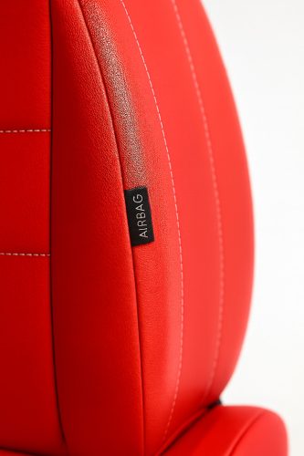 Audi 100 PrestigeLeather™ Premium Universal-Autositzbezug – Sportrot (Farbe der Naht wählbar, AIRBAG-SICHER, UV-beständig)